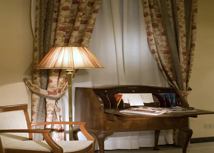 亚伯丁酒店 酒店