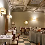 Aberdeen Hotel 3*