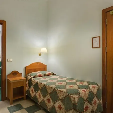 Aberdeen 3*