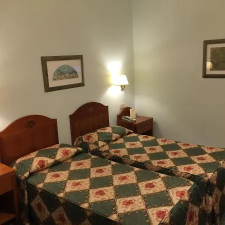 Aberdeen Hotell 3*