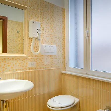 Aberdeen Отель 3*